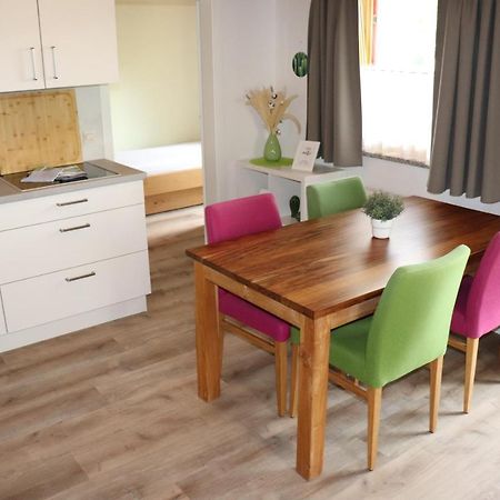 Wohnung #5 mit Balkon - zentrale dennoch ruhige Lage mit Terrasse - Stadtbus vor der Tür! Lindau  Exterior foto