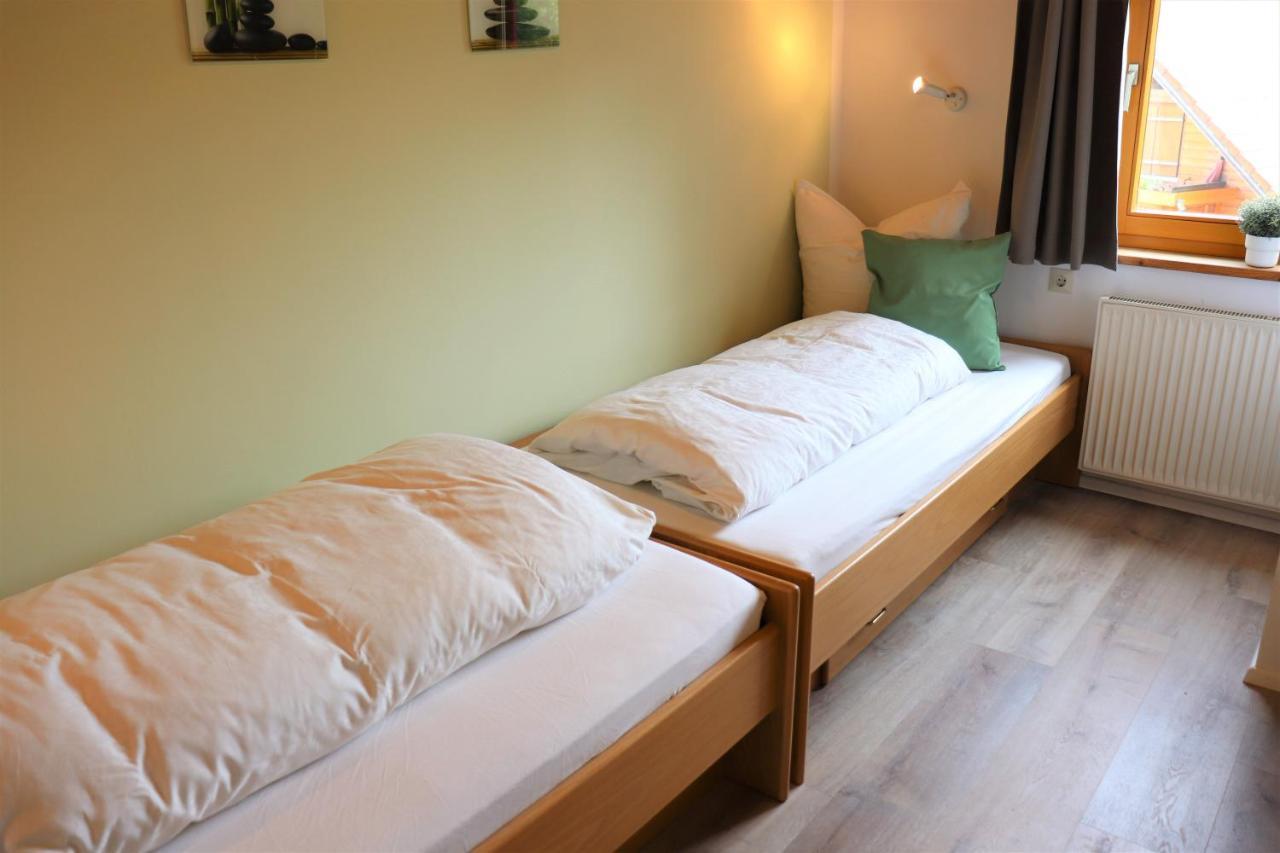 Wohnung #5 mit Balkon - zentrale dennoch ruhige Lage mit Terrasse - Stadtbus vor der Tür! Lindau  Exterior foto